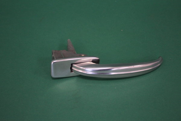 Türaußengriff aus Aluminium hochglaspoliert für den IFA F8 und P70    -    102010213