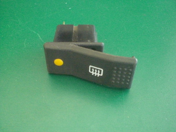 Schalter / Wippenschalter mit Kontrollanzeige für heizbare Heckscheibe des Wartburg 1.3 - 9903001365