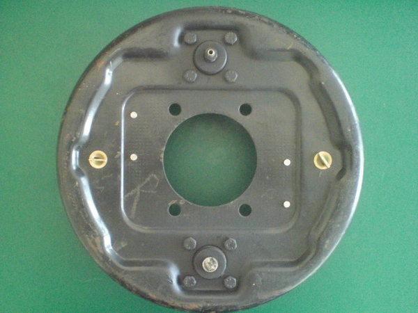 Vorderradbremse rechts / Ankerplatte / Bremsenträger kompl. für den Wartburg 312 und 353 -3530125050