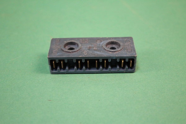 Leitungsverbinder 8800.1/2 / Kabelverbinder mit 8X Einfachkontakten     -    9900298414