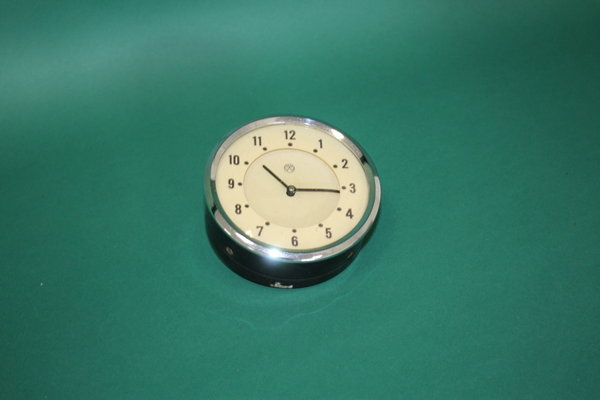 Uhr / Zeituhr mit gewölbter Glasscheibe, Chromring und elfenbeinfarbenes Ziffernblatt  -  3091241601