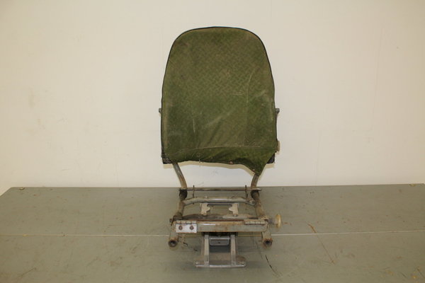 Beifahrersitz mit Sitzfuß gebraucht für den IFA W50 / Robur LO / LD / Multicar M25   -  1440600632-g