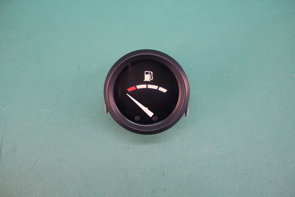 Tankanzeige schwarzer Ring 24V im Armaturenbrett für IFA W50 Robur ADK ZT300-303 - 9134009957
